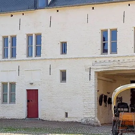 Hotel Ferme D'hougoumont 3*